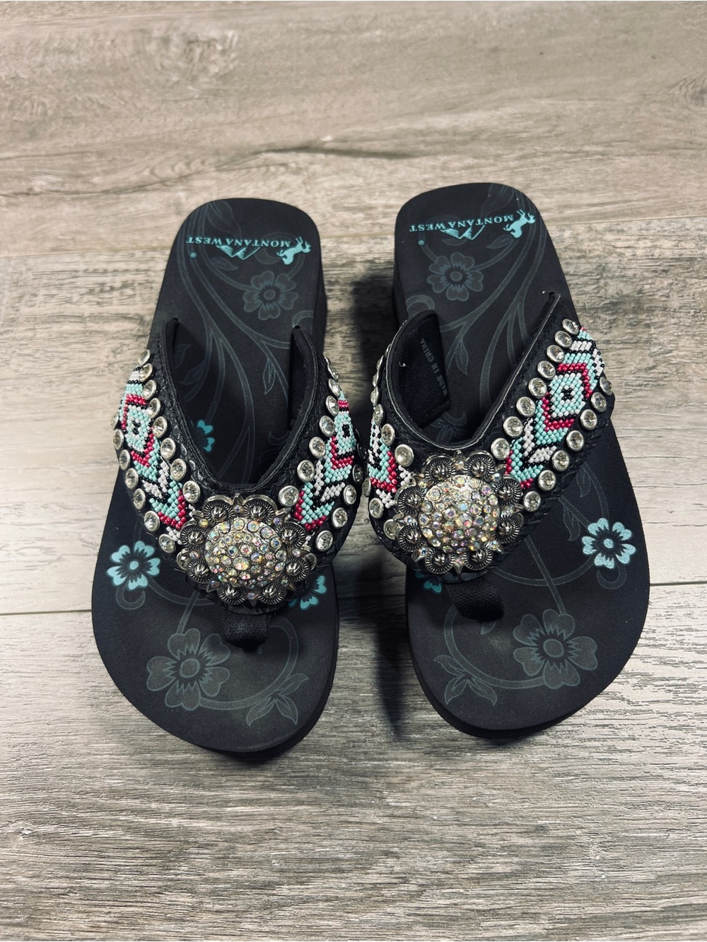 Montana West Aztec Geometric Hand Beaded Flip Flop Sandals 7